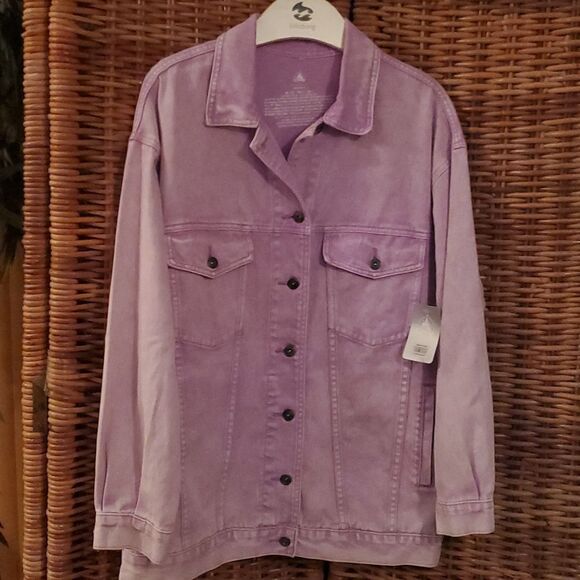 Disney Spirit Jersey Tiana and Louis Princess and The Frog Denim Jacket NWT L - Picture 4 of 9